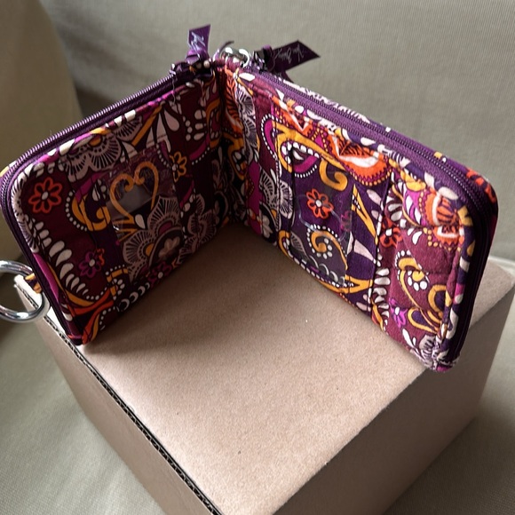 Vera Bradley Safari Sunset double ID wristlet EUC - Picture 3 of 7